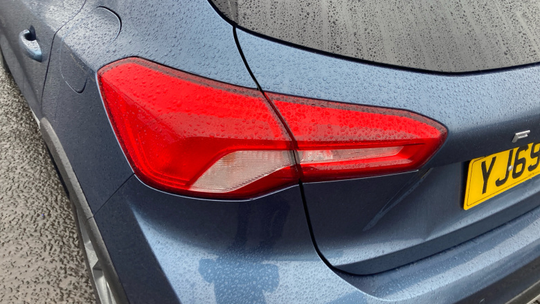 Ford Focus 1.0 EcoBoost 125 Active 5dr Petrol Hatchback